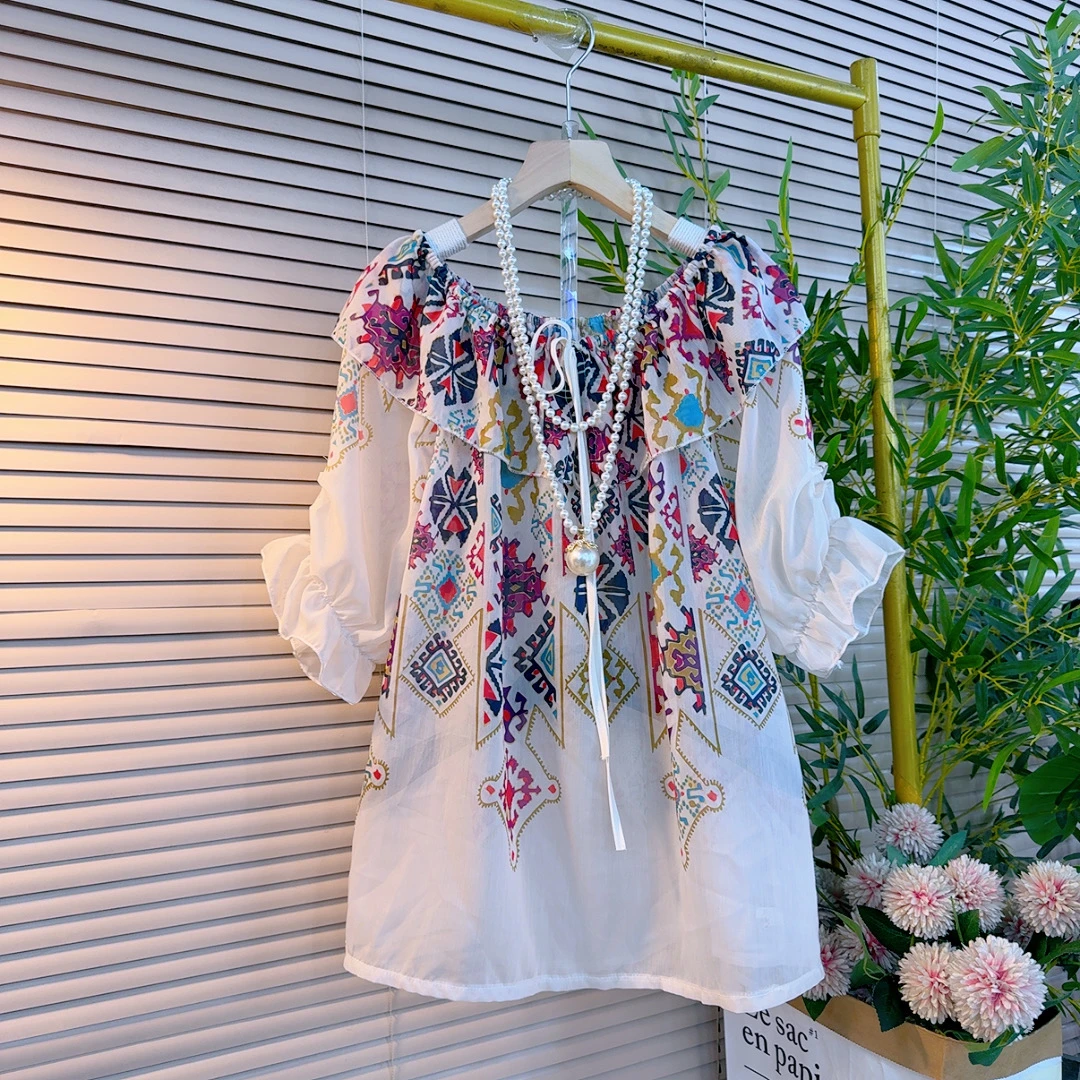 1130胖mm春夏季新款木耳花边定位花插肩灯笼袖设计感经典百搭衫