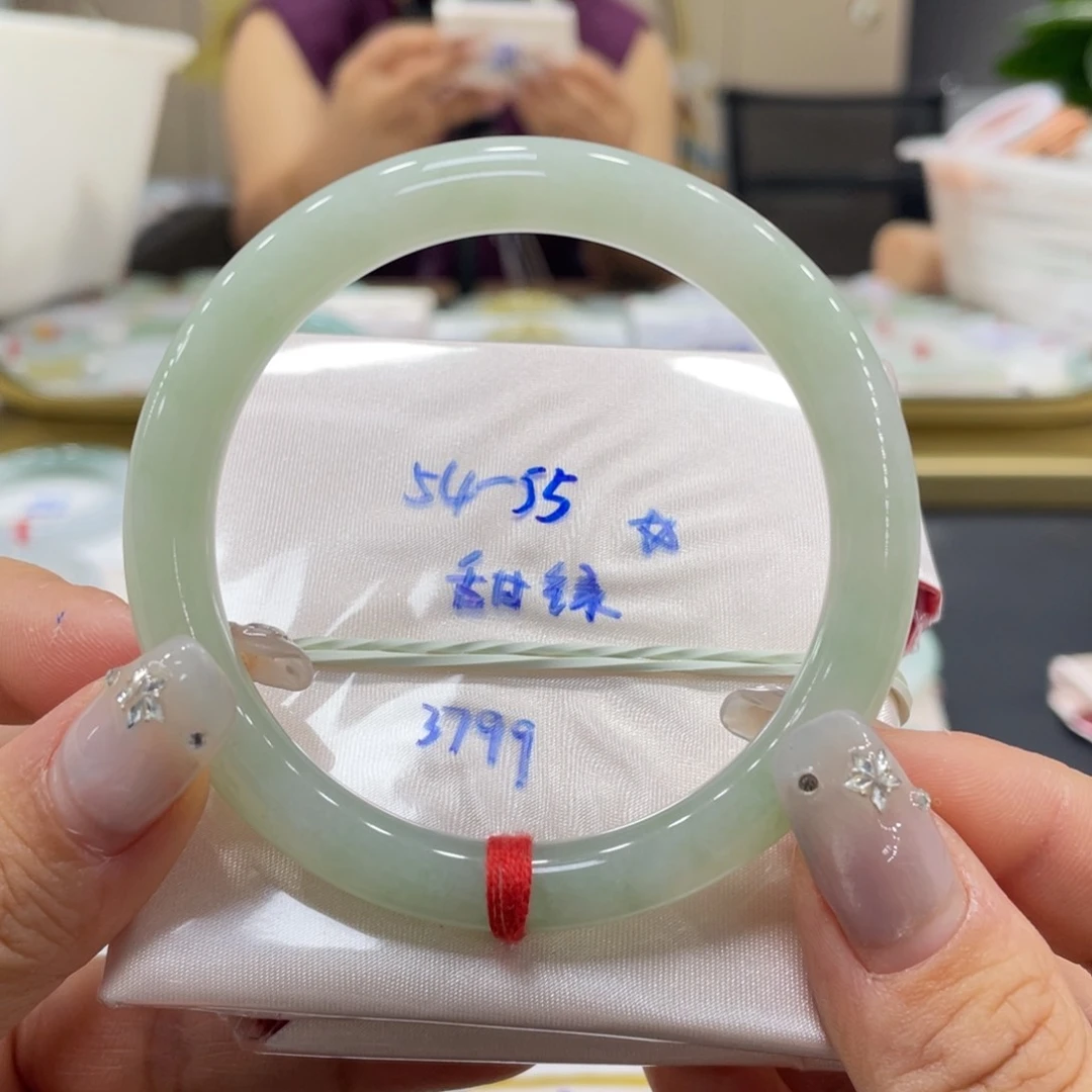 未镶嵌手镯翡翠翡翠