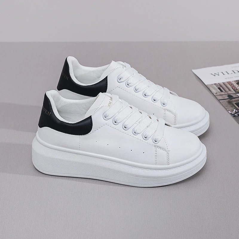小白鞋女情侣款学生韩版2025春秋季女鞋增高运动鞋厚底板鞋女潮鞋