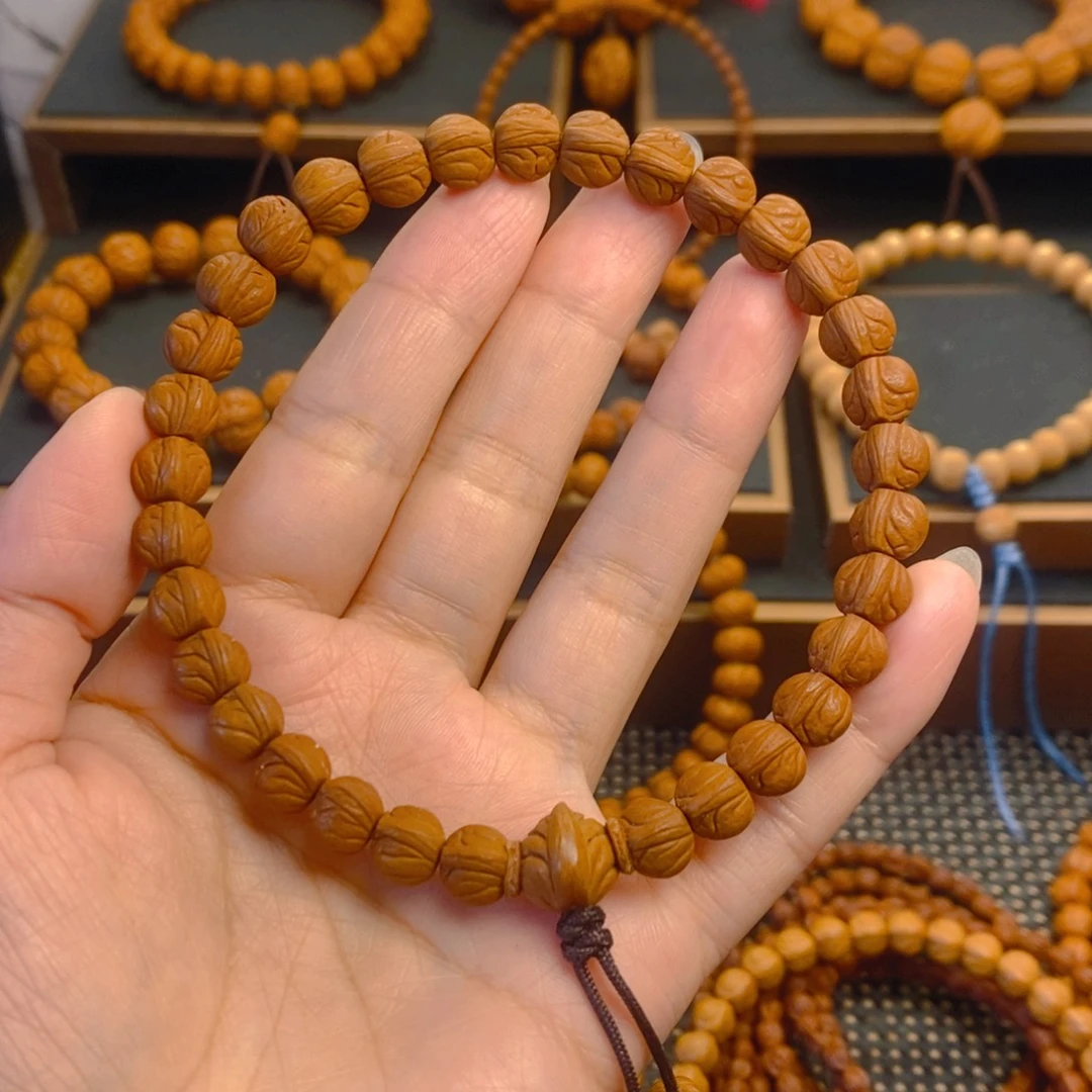 白***胞桃核吊坠秦岭森林09