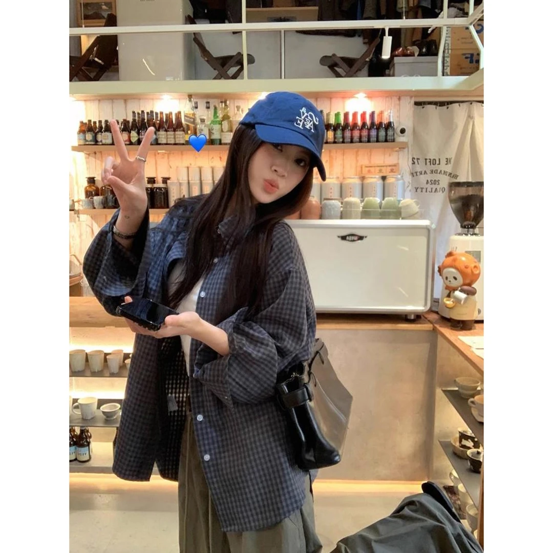 松弛感长袖格子衬衫女2025秋季新款复古宽松洋气中长款开衫上衣潮