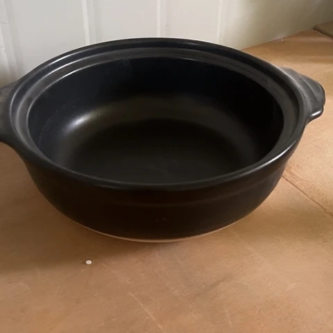 微瑕，微瑕，口径25，高9无盖，2.5L黑