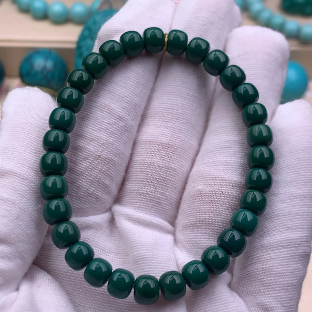 解***铺绿松石未镶嵌珠宝奇石