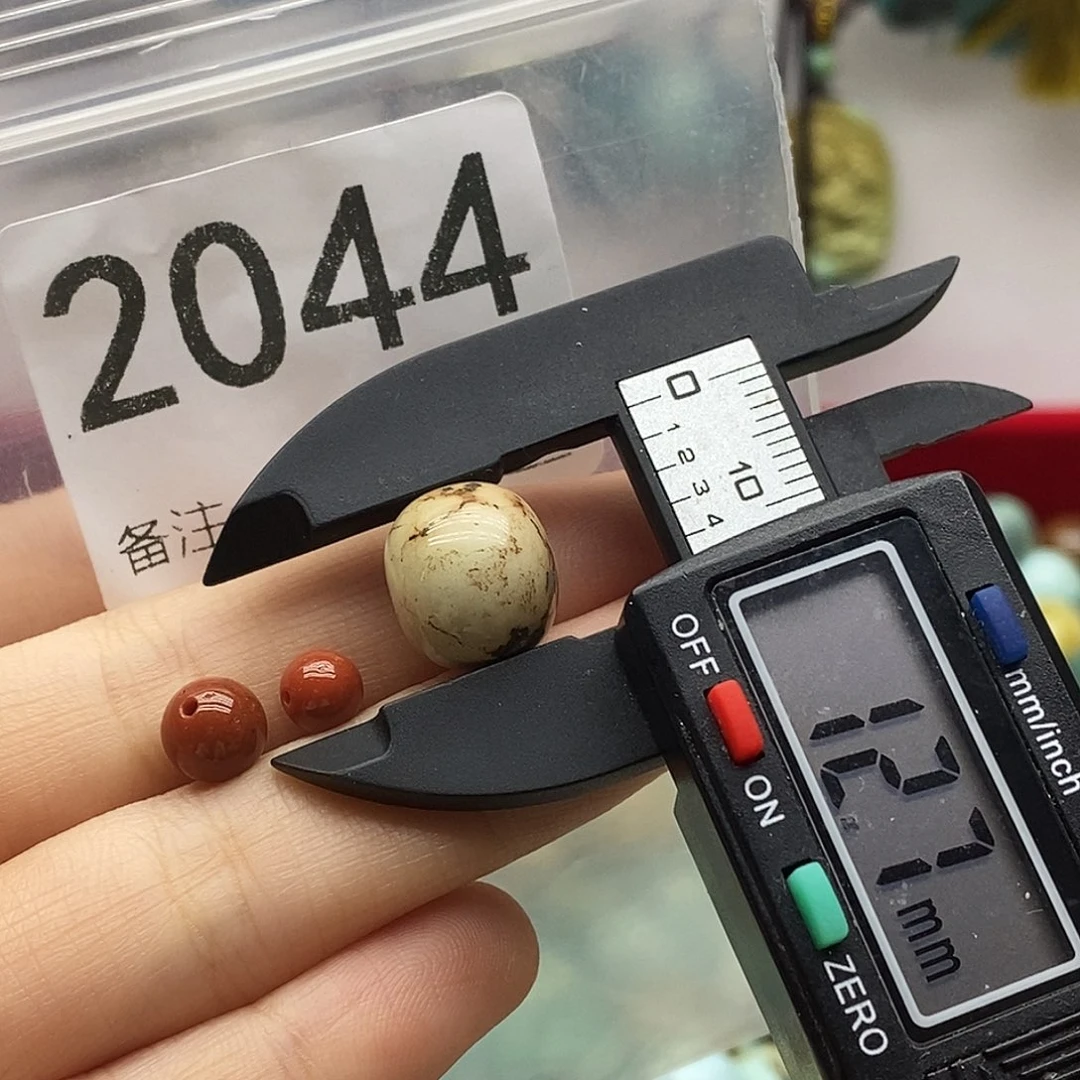 南红玛瑙未镶嵌颈饰