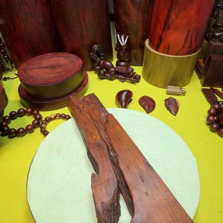 涝***圆非洲紫檀（红花梨）