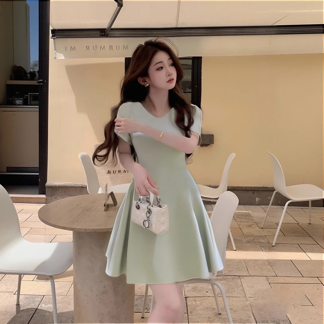 A【有内衬】绿色短袖连衣裙夏季法式气质小个子高级感收腰短裙D1263