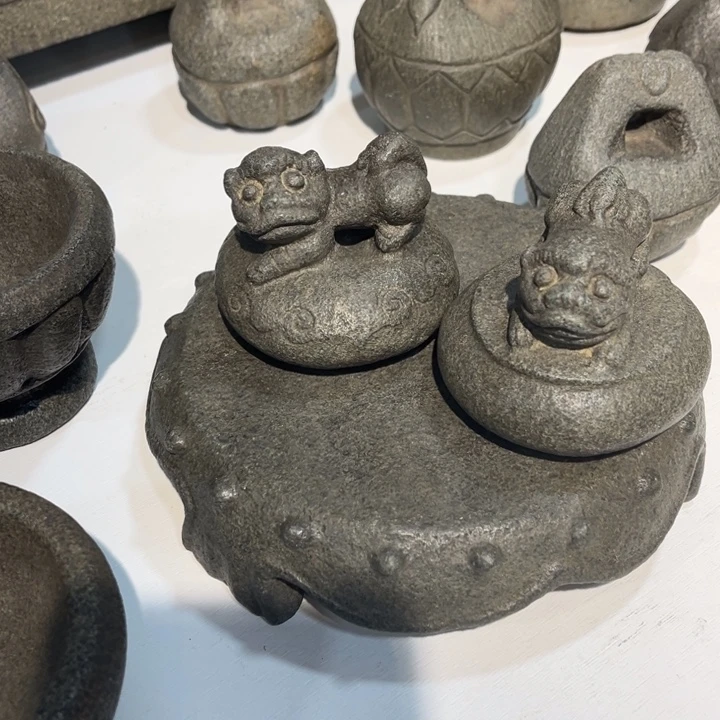 嘿***弟石材青石绿豆青狮子权