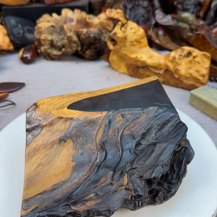 大果紫檀（缅甸花梨）无*