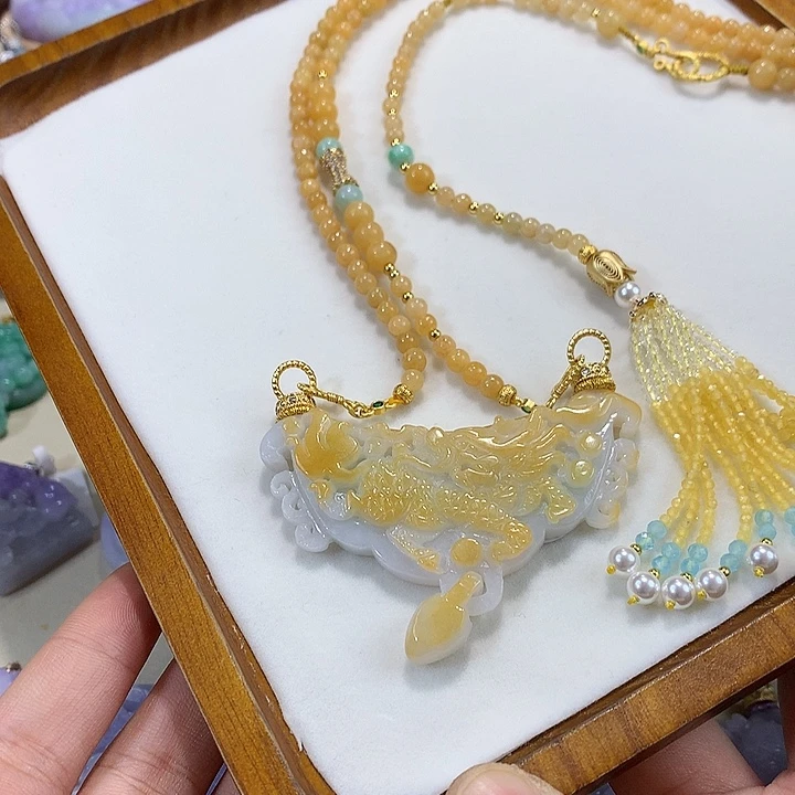 翡翠未镶嵌颈饰翡翠吊坠