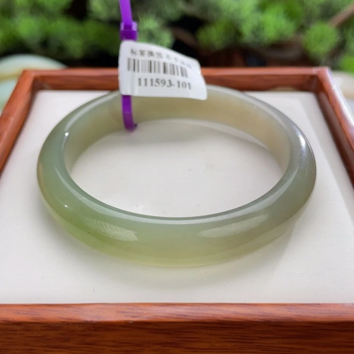 和田玉手镯未镶嵌5 紫带翠 52/53 微棉微水线