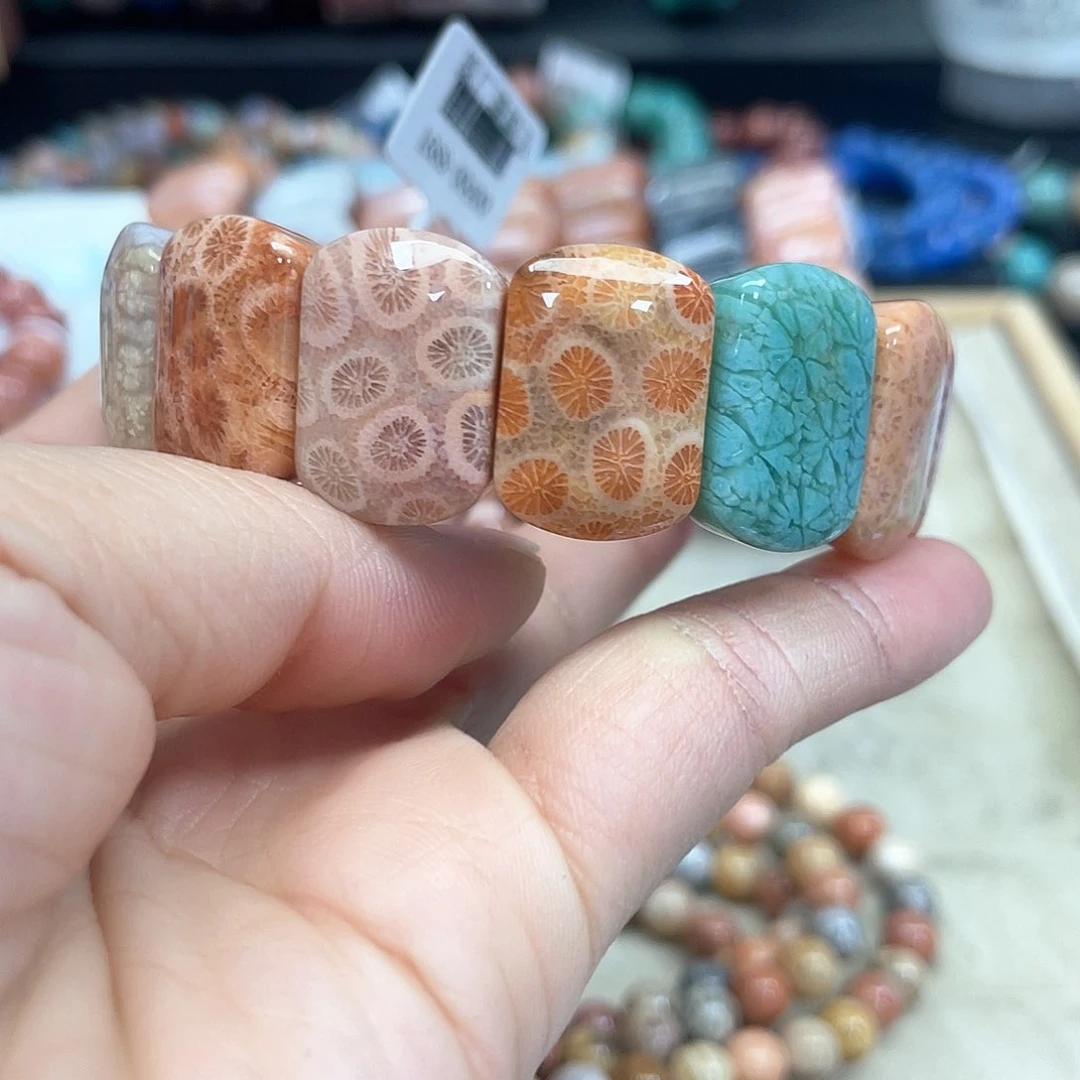 硅化珊瑚（珊瑚玉）手串未镶嵌孤**火430