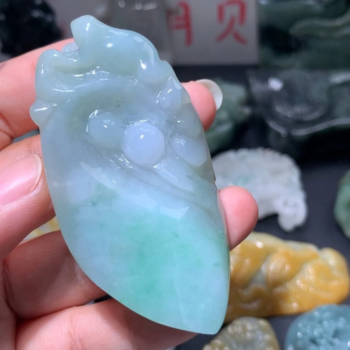 翡翠未镶嵌颈饰保真天然A货翡翠