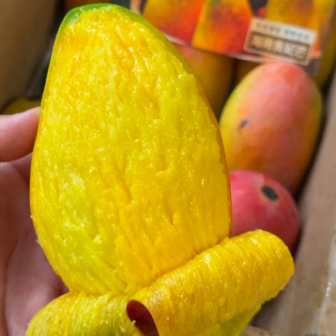 贵妃芒（一箱毛重3.2斤）新鲜芒果芒果同城配