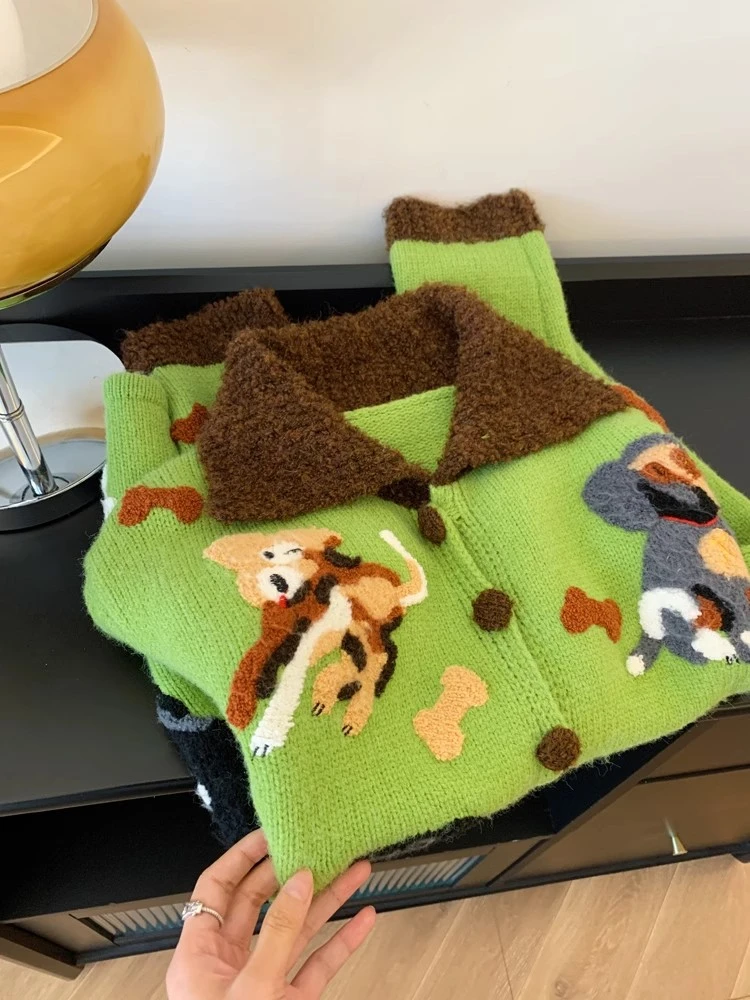 2025新款绿色翻领针织开衫毛衣外套女加厚设计感小众上衣独特漂亮