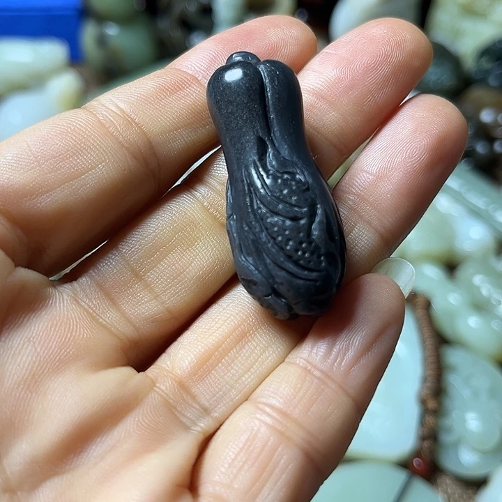 和田玉（黄玉）未镶嵌颈饰