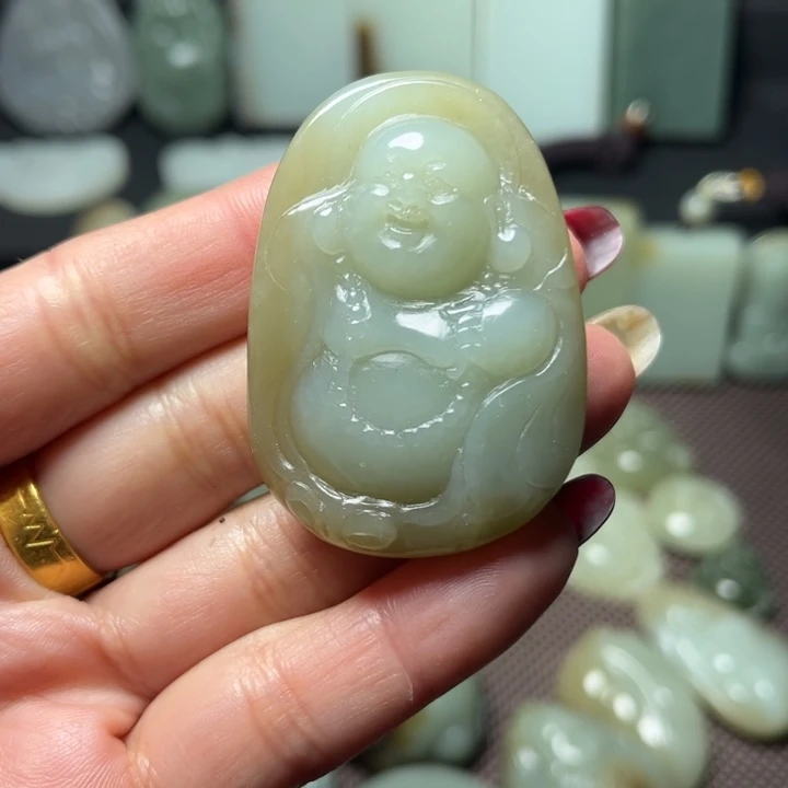 和田玉（糖玉）未镶嵌挂件