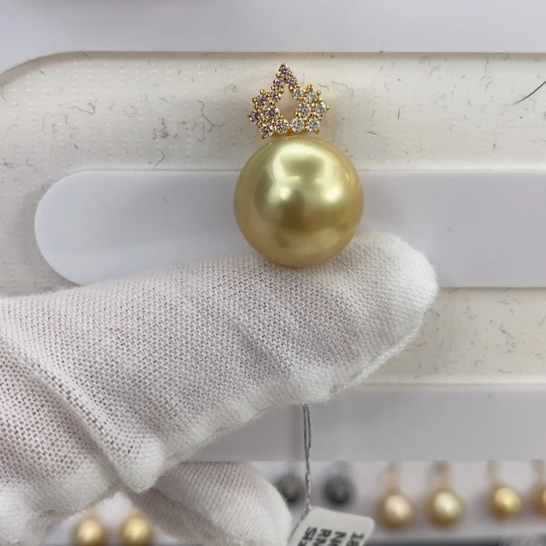 18K金镶嵌海水珍珠颈饰13-14m m