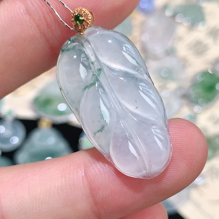 翡翠18K金镶嵌吊坠(不含链)冰飘花金枝玉叶吊坠