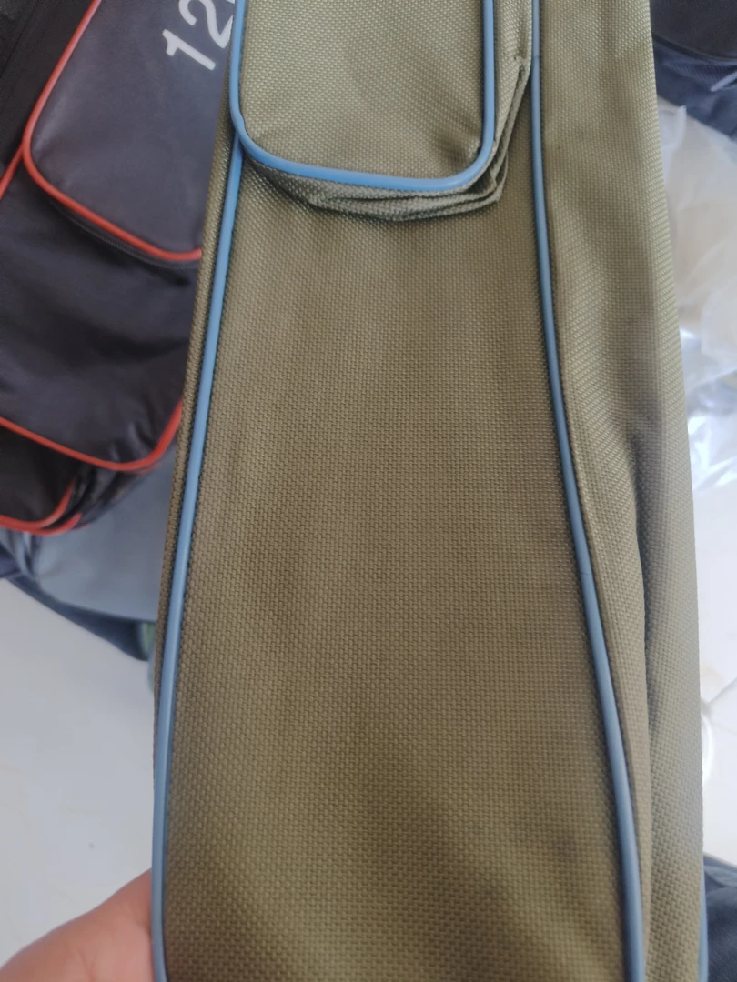 微瑕90厘米单层直渔具包颜色随机渔具包