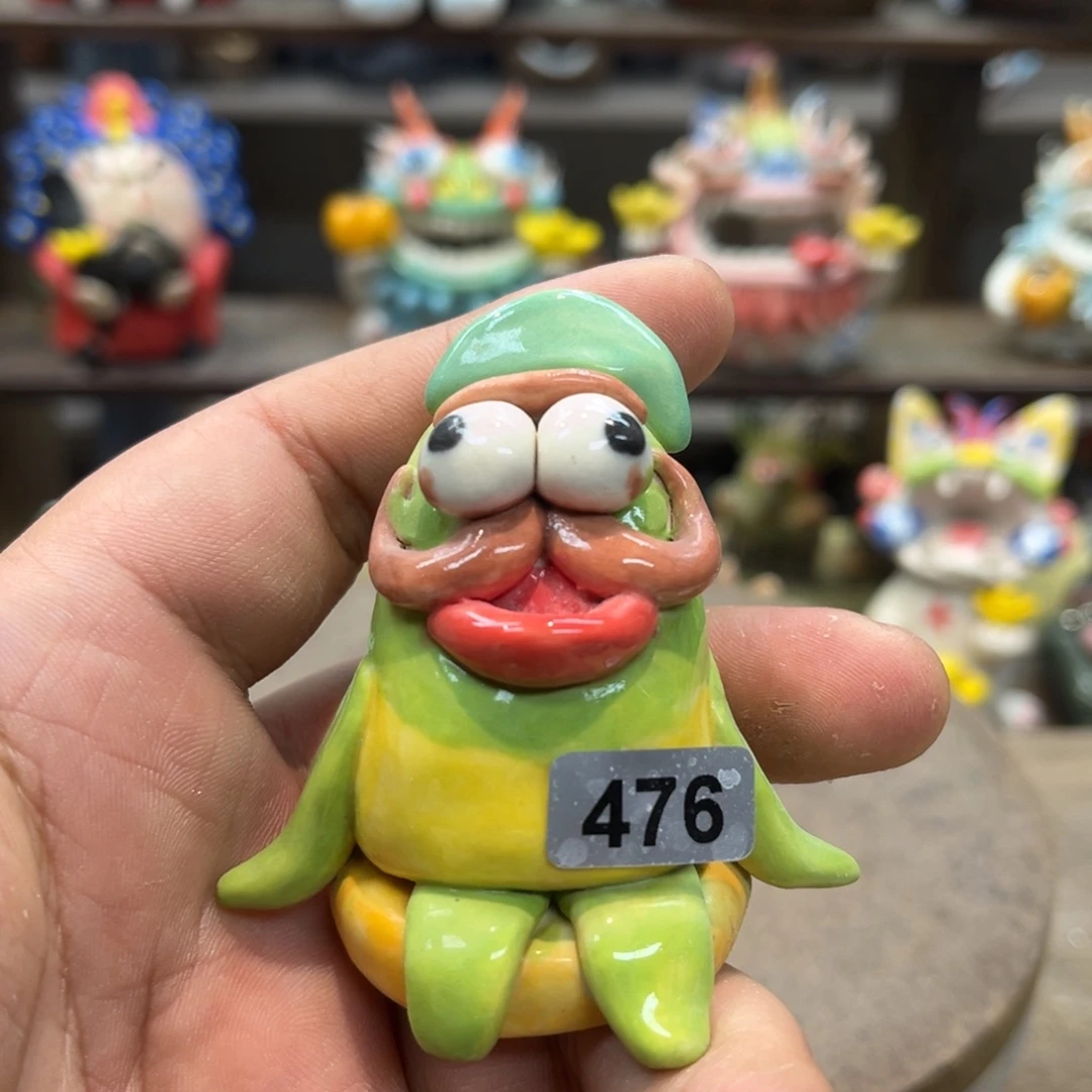 陶瓷纯手工抽象陶瓷摆件476