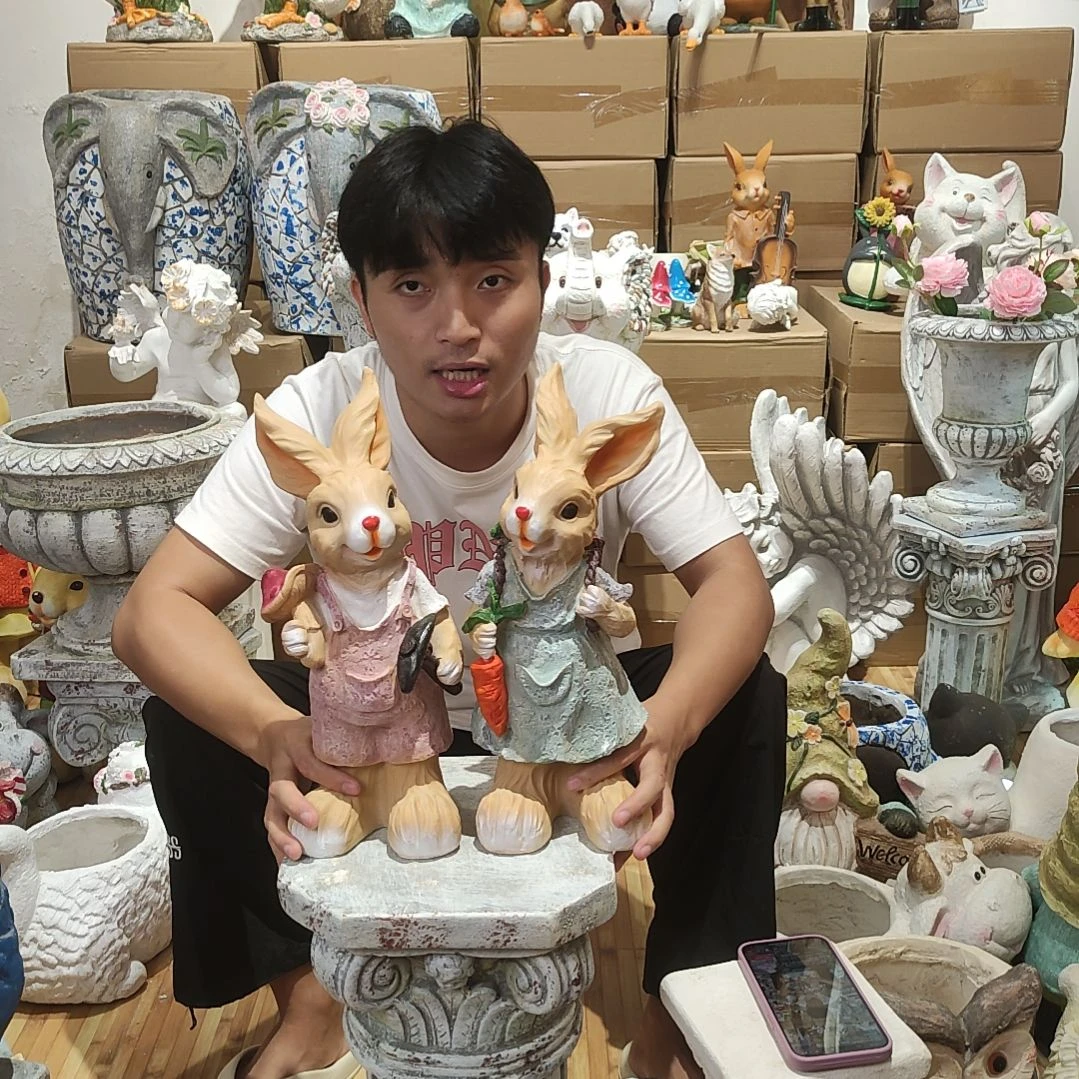 合成树脂彼得兔一对