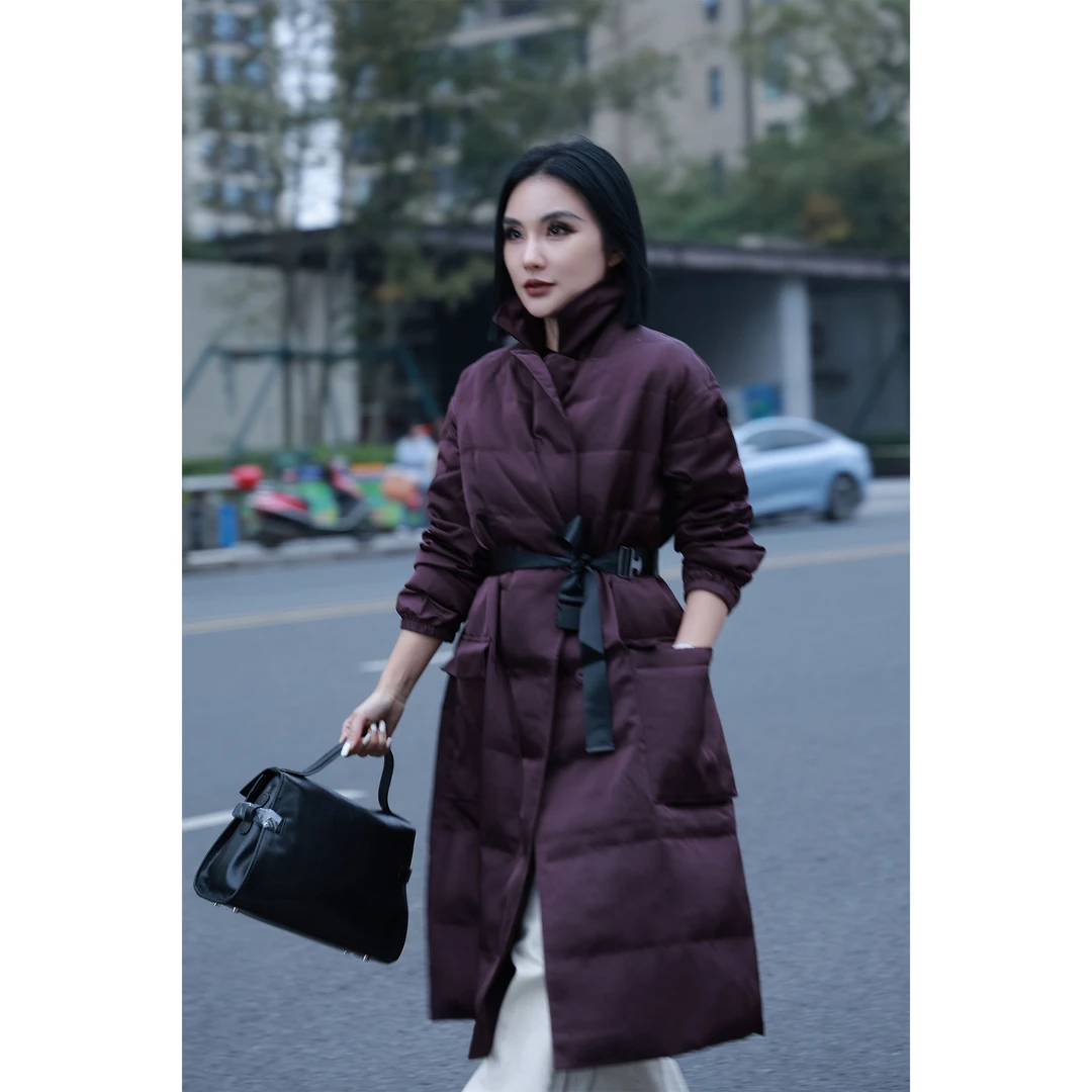 【妙妙精选】HUANGNAJI翻领长款时尚气质设计感醋酸鹅绒服1564