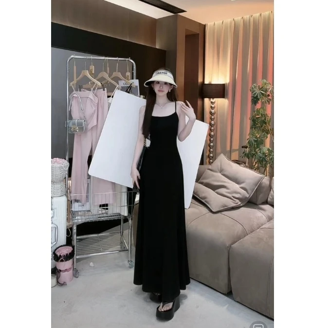 冰冰●卡戴珊C4LYQ1713A时尚黑色吊带连衣裙莫奈花园风