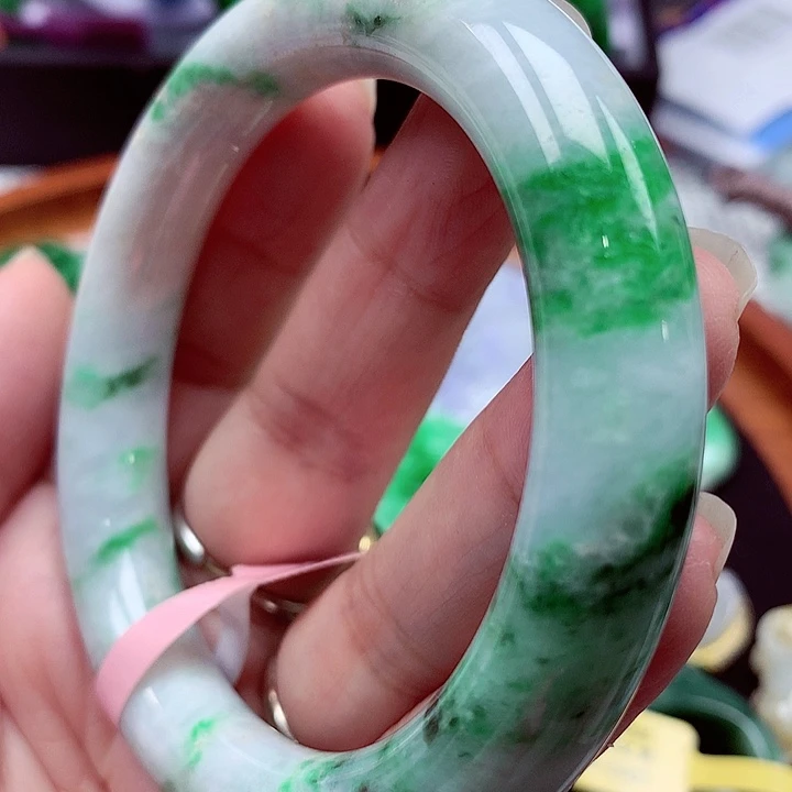 翡翠未镶嵌手镯翡翠