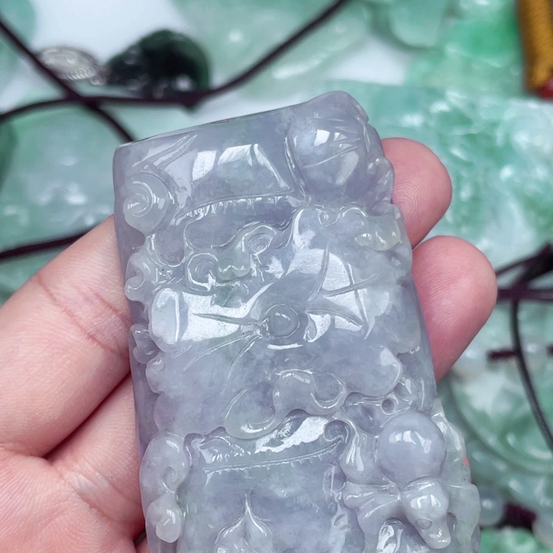 翡翠未镶嵌颈饰qqqqq