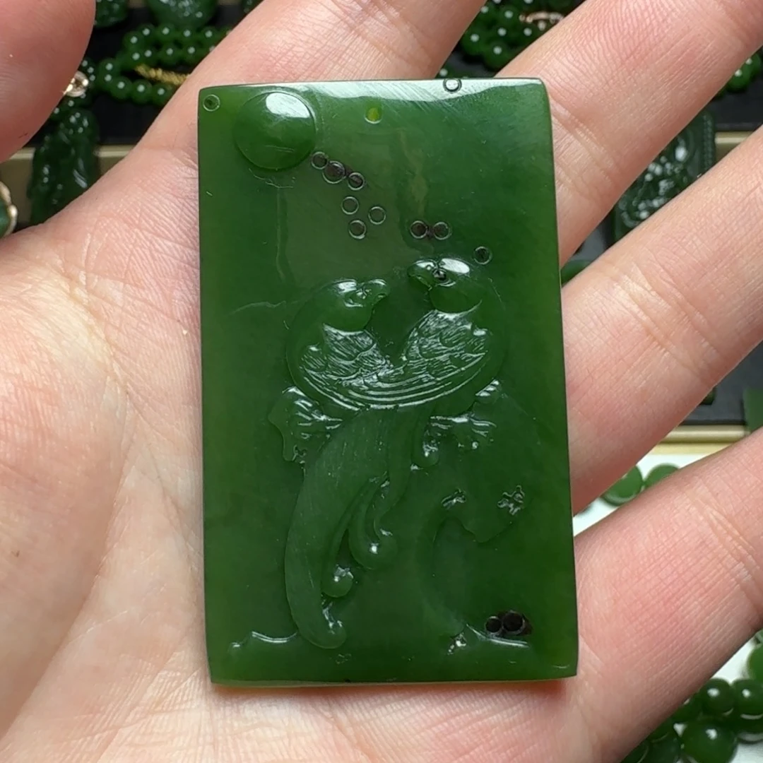 和田玉（碧玉）颈饰未镶嵌