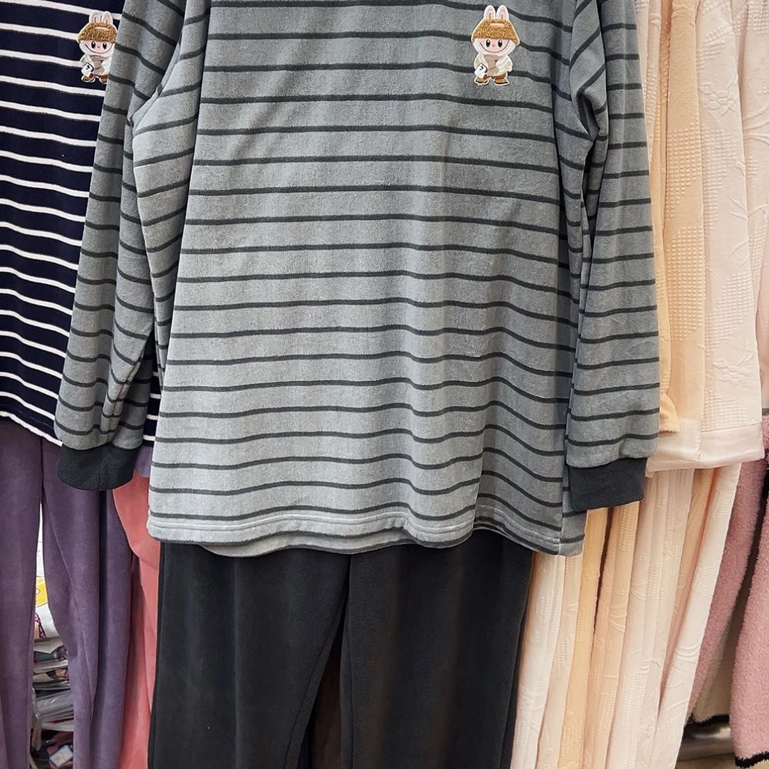 三醋酯纤维颗粒绒