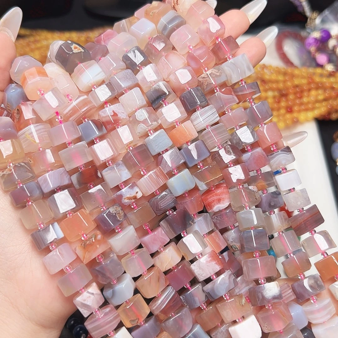 玛瑙/玉髓未镶嵌珠宝半成品T26 12-13mm天然盐源玛瑙不规则珠一条