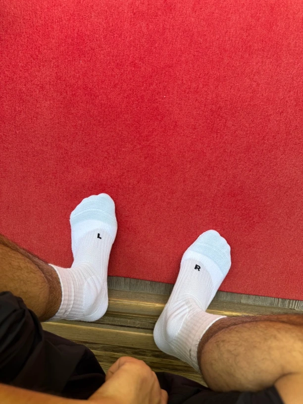 新款男体育跑步运动男棉袜条纹肌理立体防护质感袜控训练休闲百搭