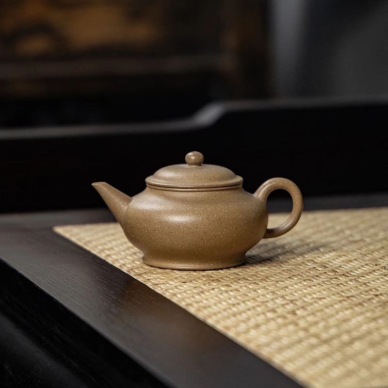 宜兴原矿半手工紫砂壶 高端茶器 朱静燕 扁水平 黄金段Az3980