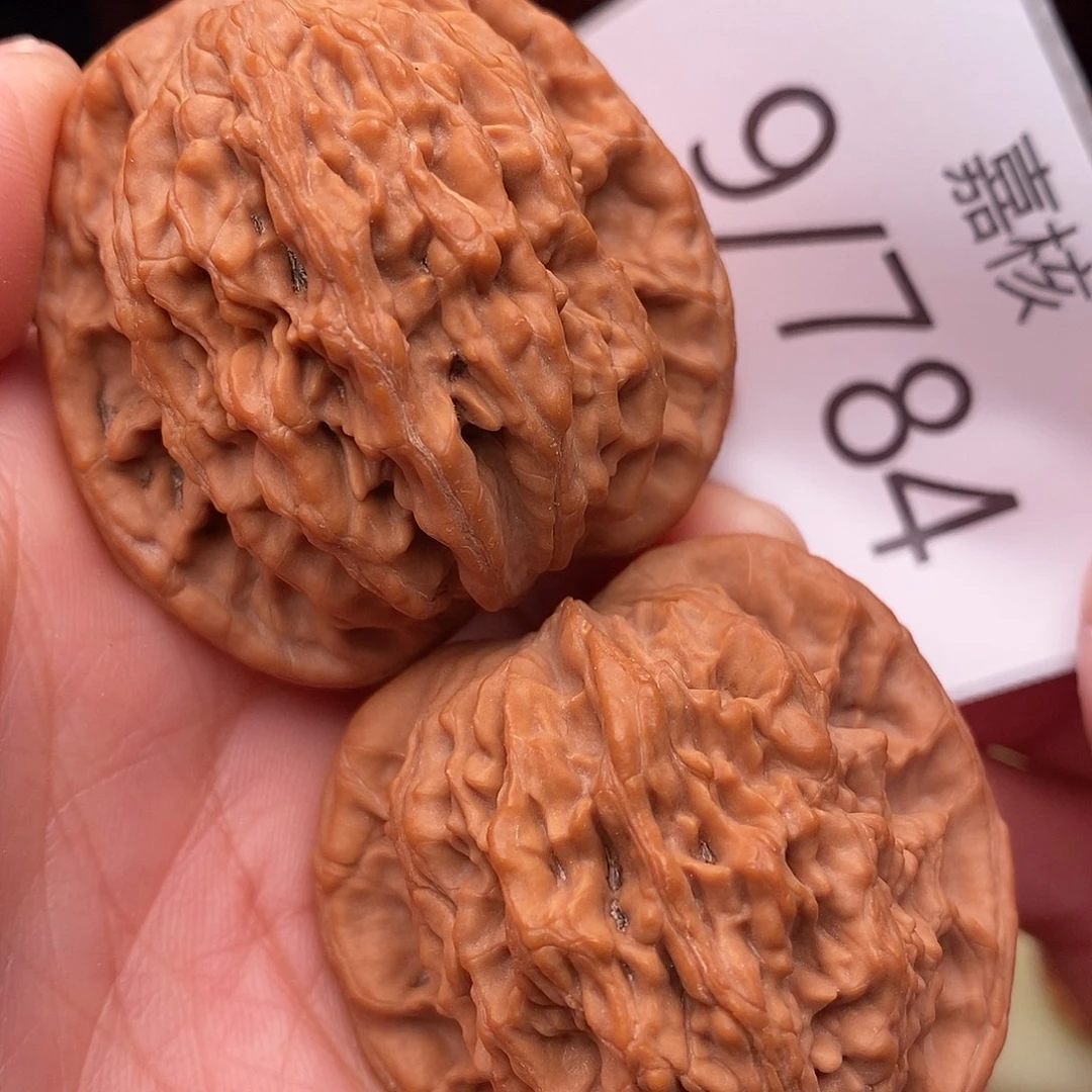 把件文玩核桃42虎头水晶皮