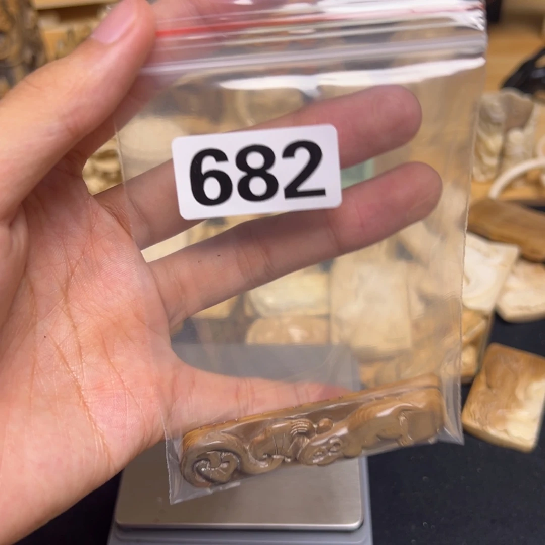 天然猛犸象牙瑕疵品