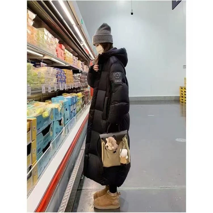 黑金白鸭绒羽绒服女冬季韩系宽松保暖加厚外套56011