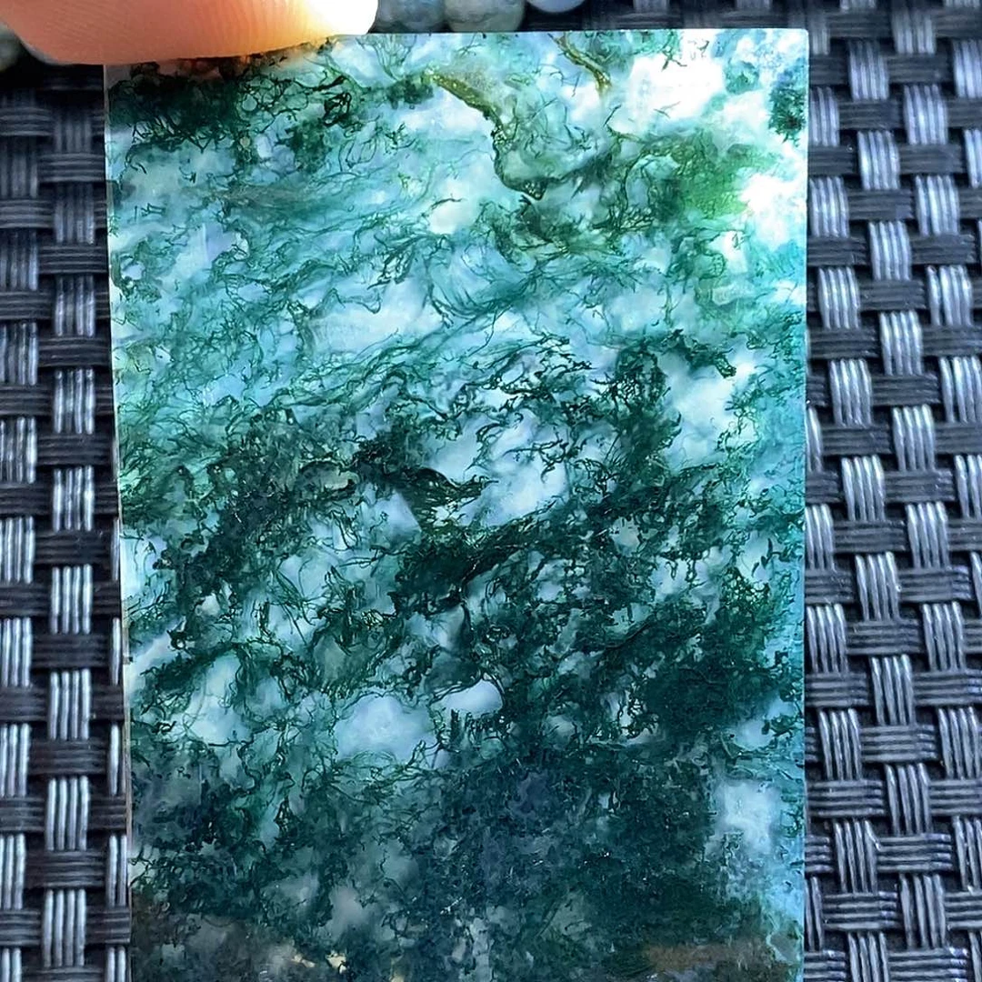 玛瑙/玉髓颈饰未镶嵌好*