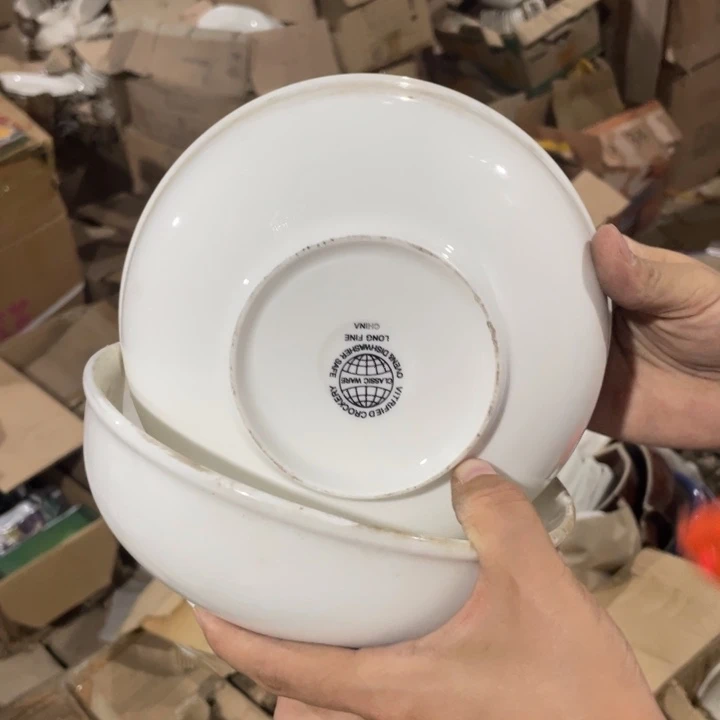 陶瓷盘子碗都有好便宜！
