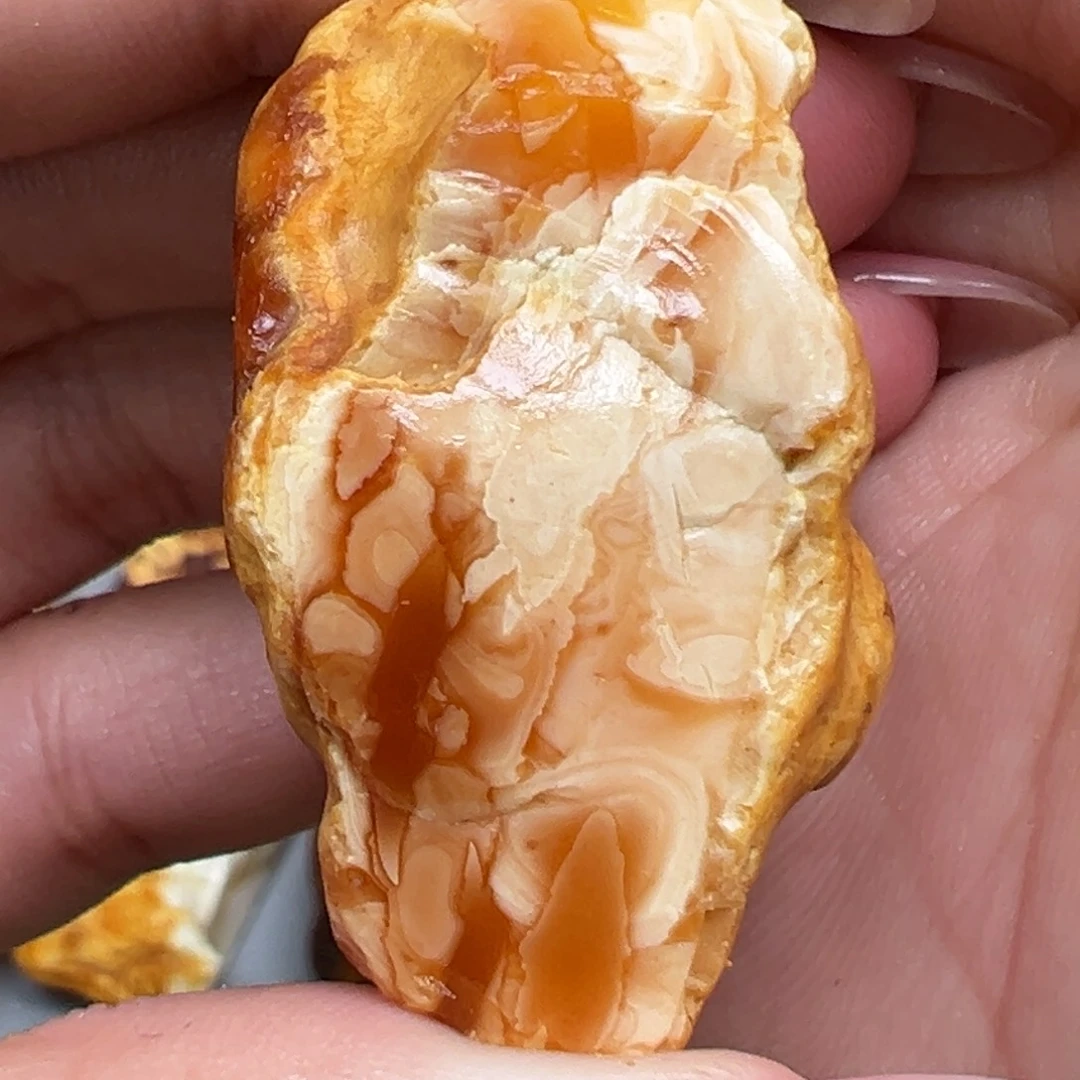 定制琥珀未镶嵌蜜蜡