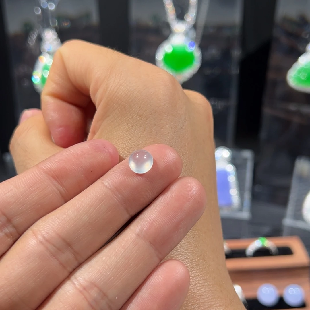 翡翠裸石高冰种翡翠蛋面