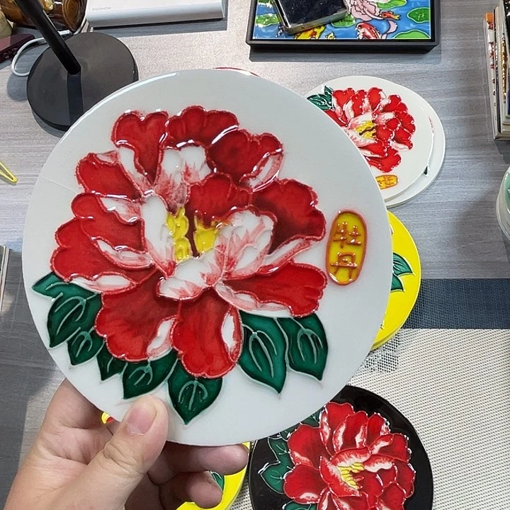 竖款纯手工制作瓷板画15