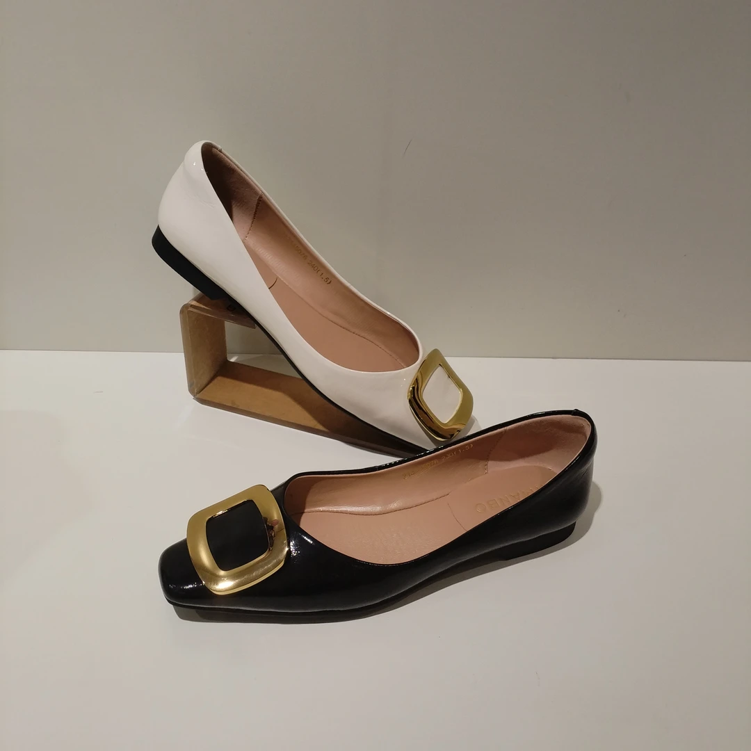 213145076漫步佳人2025时尚浅口瓢鞋