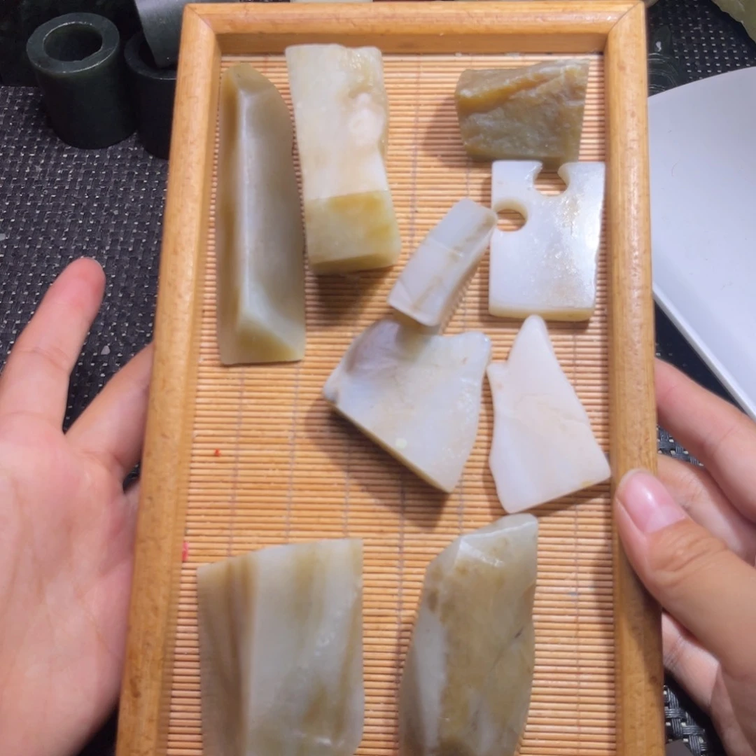 未镶嵌和田玉珠宝半成品
