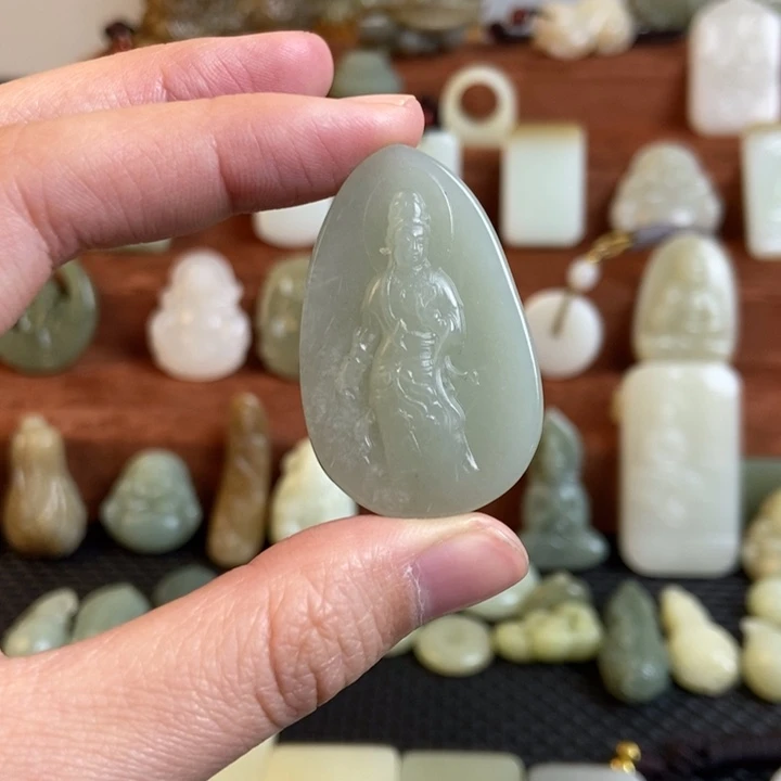 和田玉未镶嵌颈饰