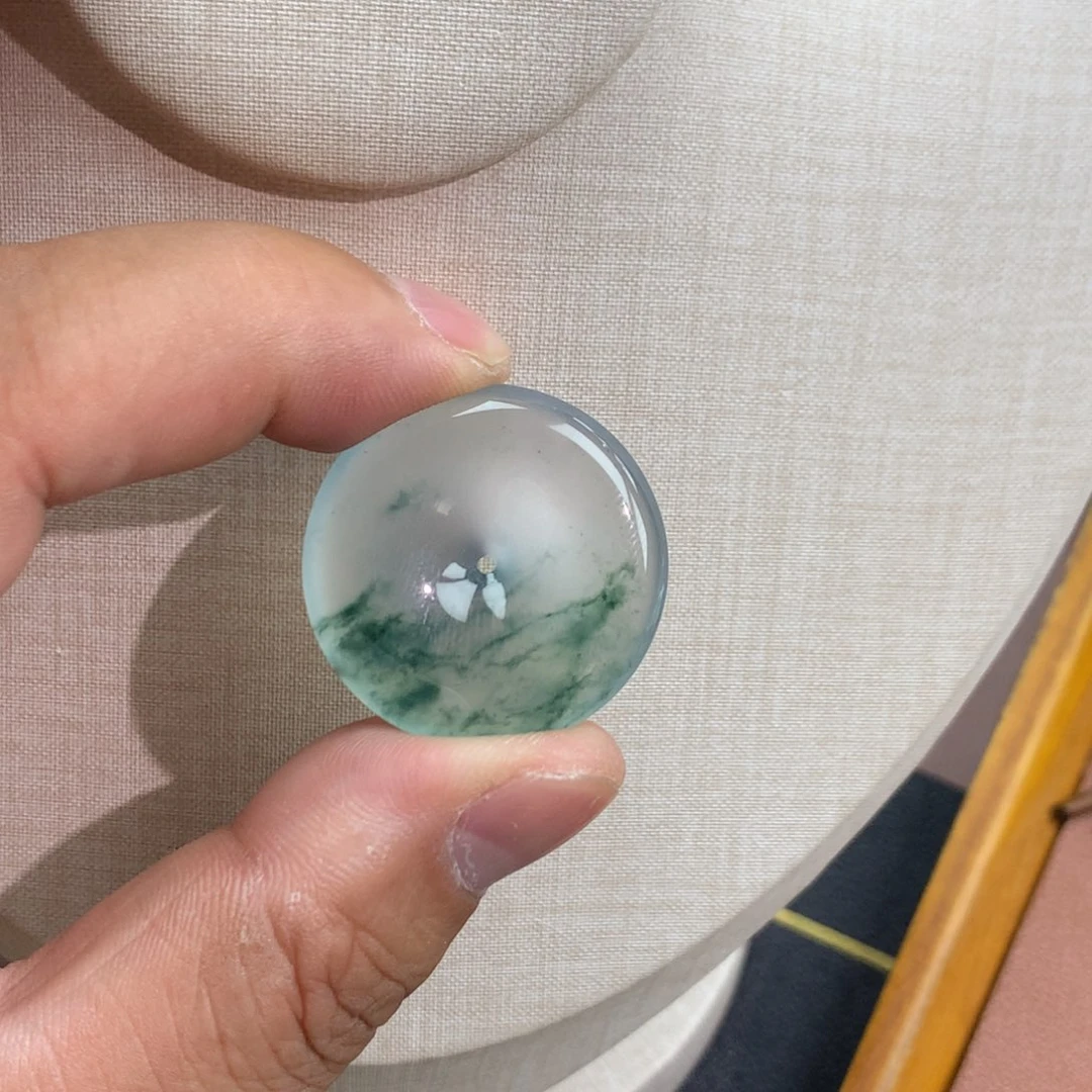 颈饰未镶嵌翡翠平安扣
