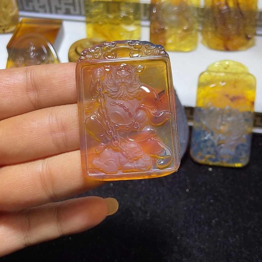 琥珀颈饰未镶嵌缅甸天然琥珀吊坠
