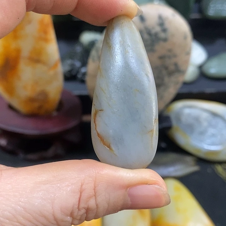 未镶嵌和田玉（糖玉）挂件