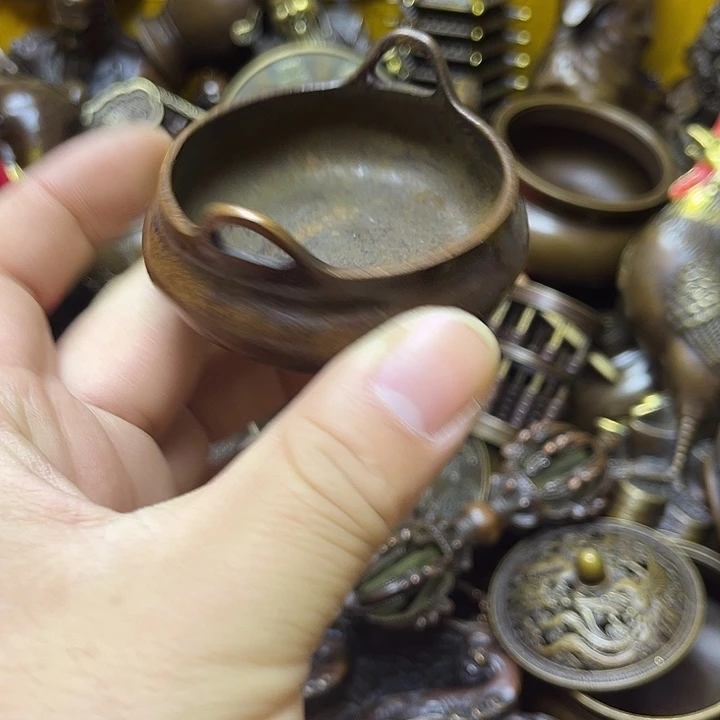 诚信经营精美铜器