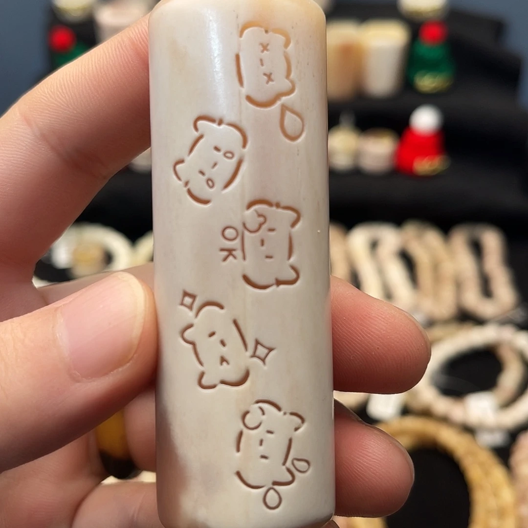 白玉菩提吊坠驼骨老料雕刻手把件